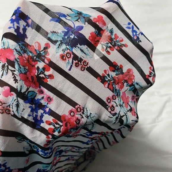 Torrid Raglan Top - Picture 2 of 2